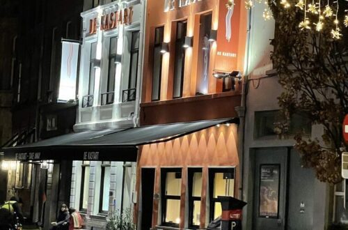 les propriétaires illuminent leurs façades mais c'est la ville de Gent qui finance le coût de l'électricité